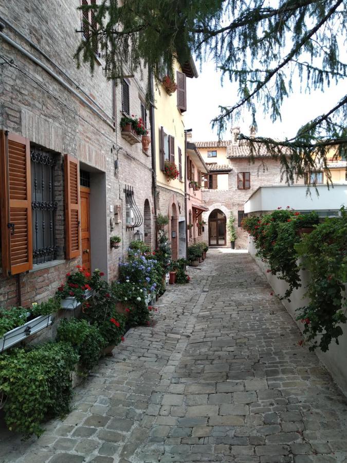 Il Borghetto Medievale Suite Fabriano Exterior photo